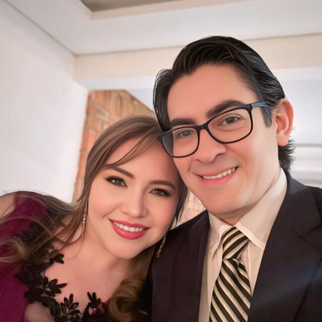 Babysitting job in Fernando de la Mora: Sara