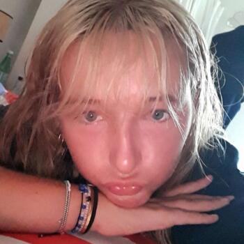 Babysitter in Rennes: Lou