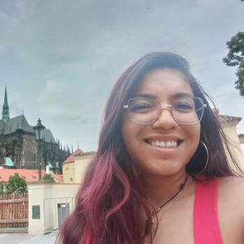 Babysitter in Gaildorf: Alison Prado