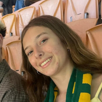 Babysitter Brisbane: Naomi