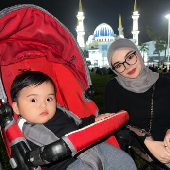 Kerja pengasuh di Kampung Seberang Baluk: kerja pengasuh NUR FARIEYSHA