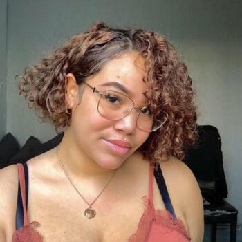 Baby-sitter in Villeneuve-Saint-Georges: Maeva