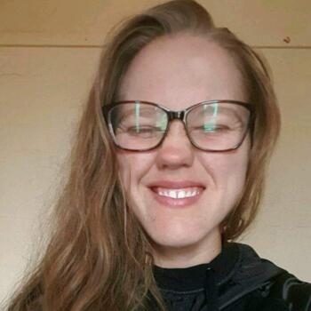Babysitter in Darwin: Casey