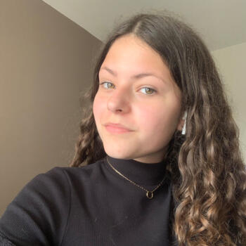 Baby-sitter in Villeurbanne: Melanie