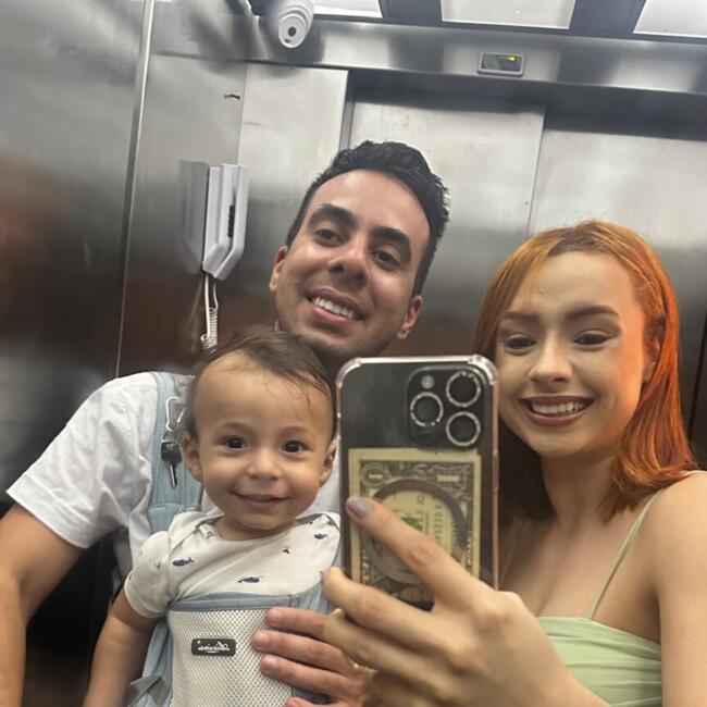 Emprego de babá em Curitiba: Karolyne