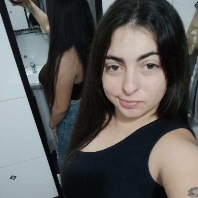 Baby-sitter in Las Piedras: Yasmin