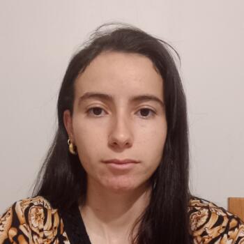 Babysitter in Thuir: Malika