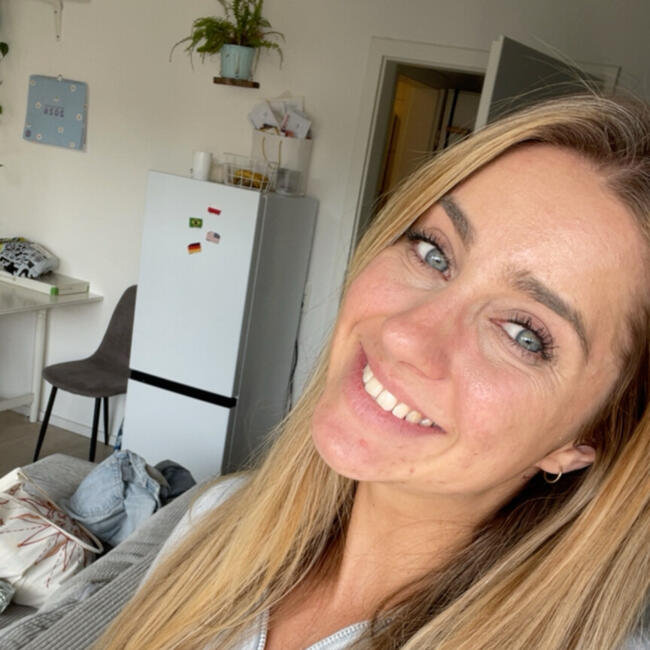 Babysitter in Cologne: Janine