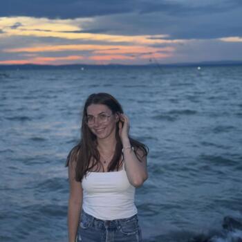 Nanny in Mountmellick: Melissza