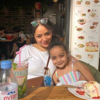 Baby-sitter in Paris: Marie-José