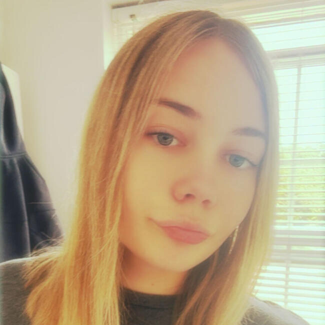 Babysitter in Billericay: Chloe