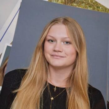 Babysitter in Saint-Alban-de-Montbel: Lilou