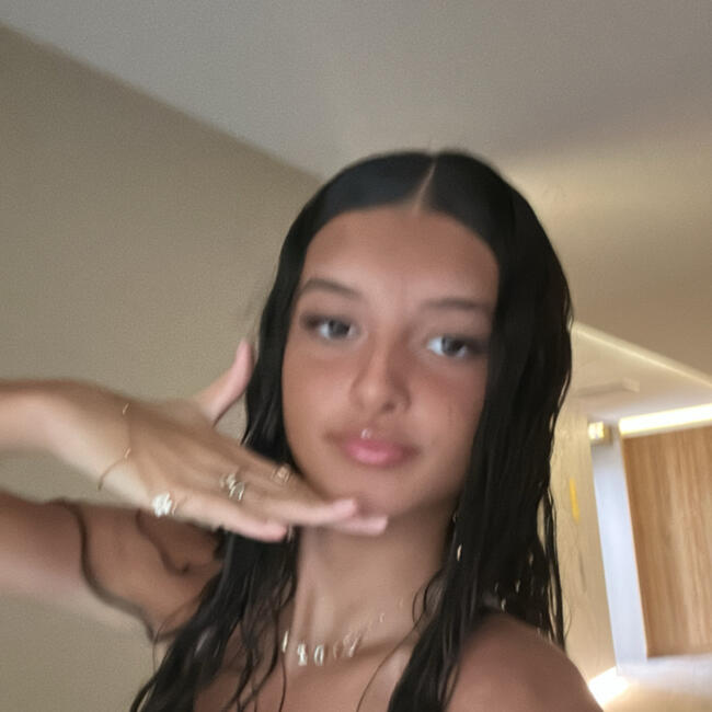 Babysitter in La Garenne-Colombes: Lydia