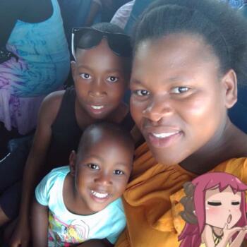 Babysitter Umlazi: Sbongile