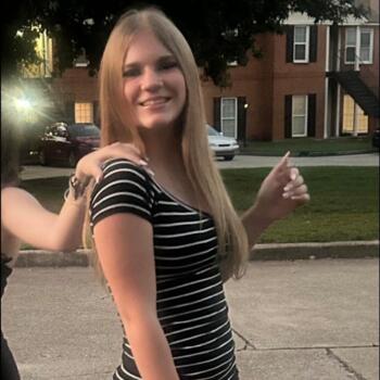 Babysitter in Baton Rouge: Aurora