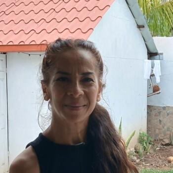 Babysitter in Guazapa: Carolina