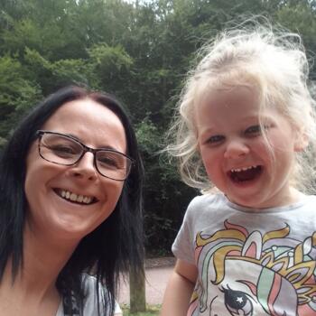 Babysitter in Fermoy: Poll