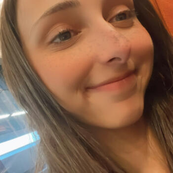 Babysitter in Bologna: Zoe