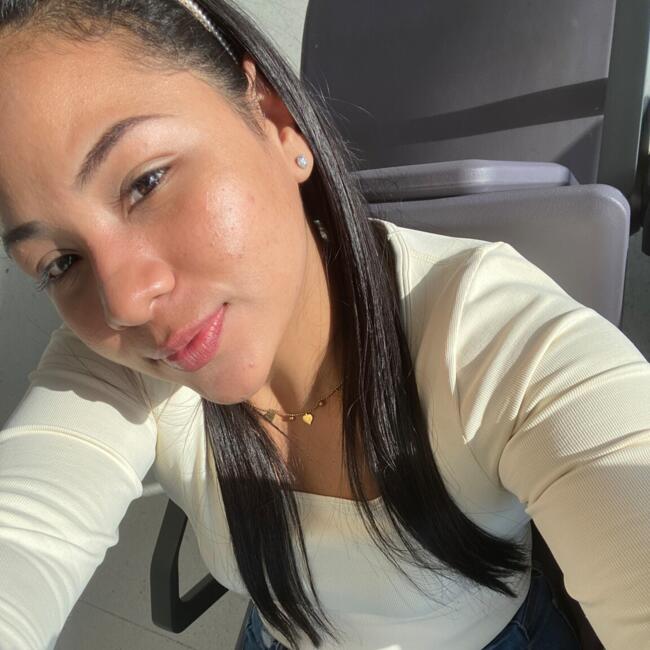 Canguro en Basauri: Junieth