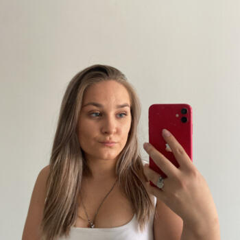 Babysitter in Montauban: Alicia