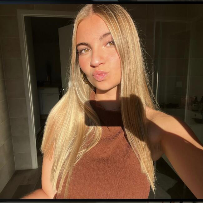 Babysitter in Cergy: Enora