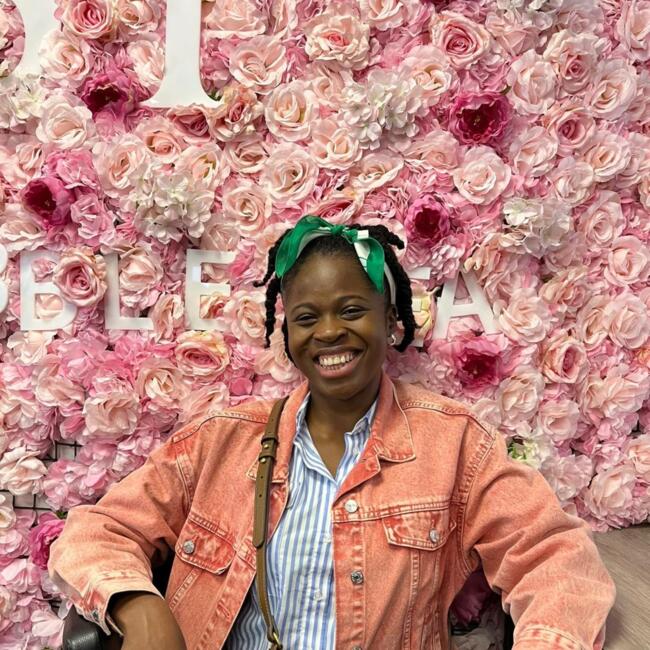 Oppaswerk in Den Haag: Sandrine