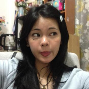Babysitter in Singapore: Juanita