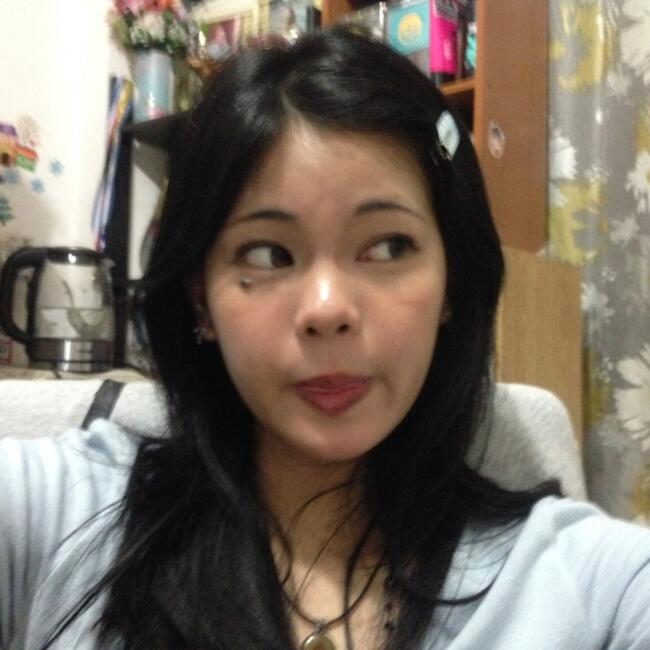 Babysitter in Singapore: Juanita