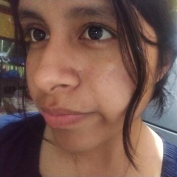 Babysitter in La Esperanza (Departamento de La Libertad): Yadhira