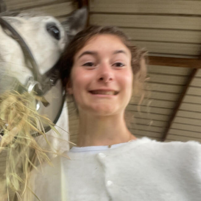 Babysitter in Sailly-sur-la-Lys: Eileen