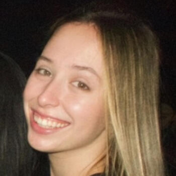 Babysitter in São Paulo: Giovanna