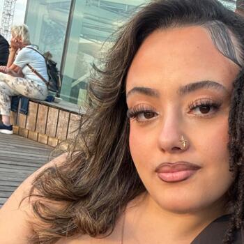 Babysitter in Molenbeek-Saint-Jean: Hajar
