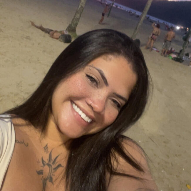 Babysitter in Praia Grande: Vitoria
