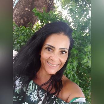 Babá em Cuiabá: Mirian