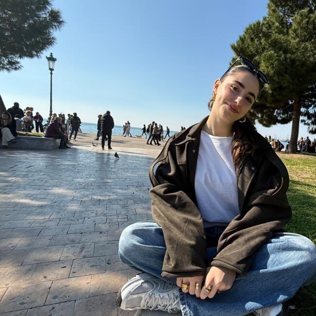 Babysitter στην περιοχή Αθήνα: Θεοδώρα