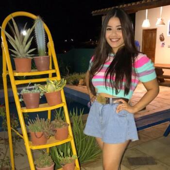 Emprego de babá em Juazeiro do Norte: emprego de babá Kananda