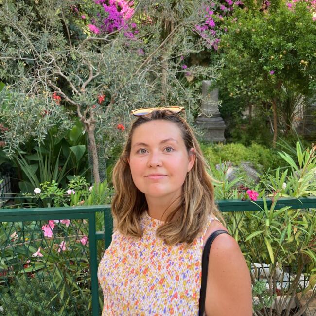 Canguro en Castelldefels: Inés