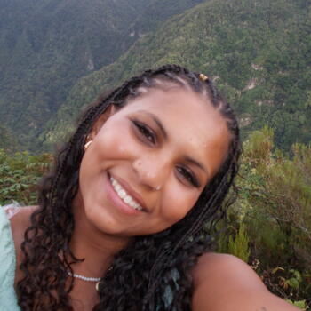 Babysitter in Pataias: Eliane