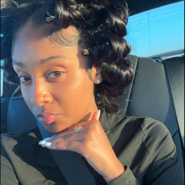 Babysitter in Fontana: Sinaya