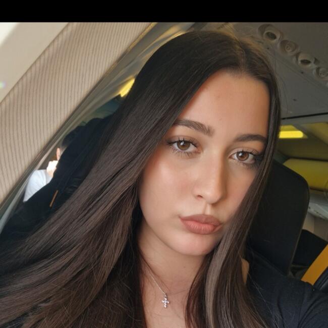 Babysitter in Dubrovnik: Lea