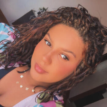 Babysitter in Três Corações: Lavínia rodrigues