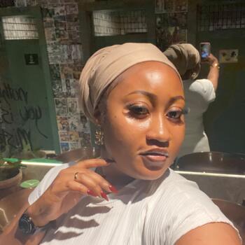 Babysitter Lagos: Blessing