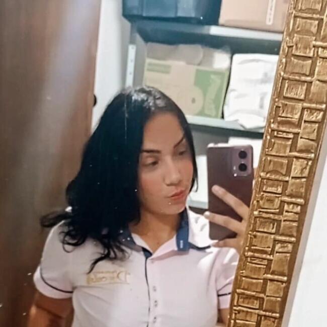Babysitter in Maringá: Beatriz