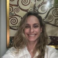 Sra Tainá