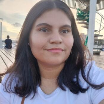 Babysitter in Fortaleza: Rebeca