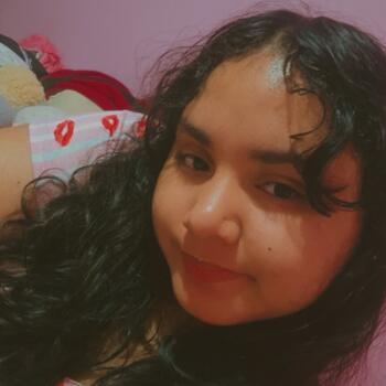 Babysitter Panama City: Ellianys