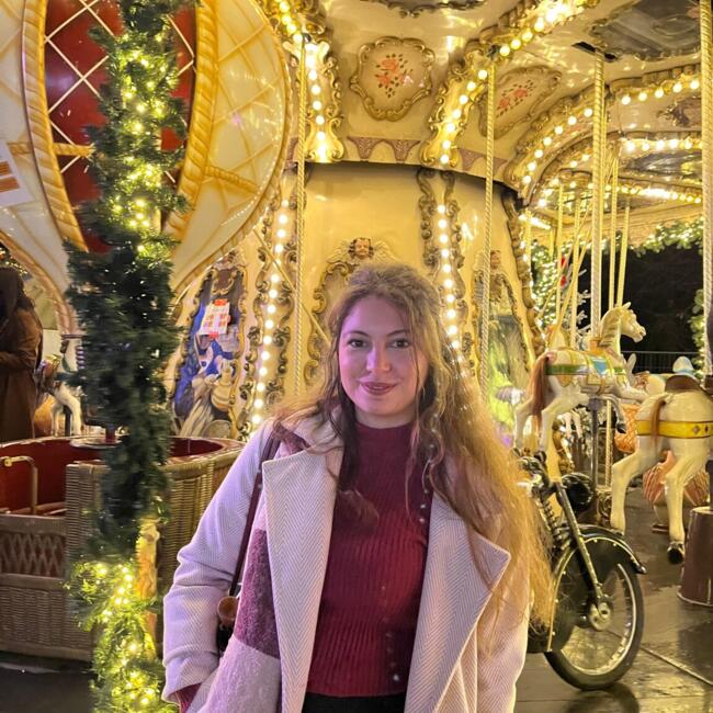 Babysitter in La Garenne-Colombes: Loubna