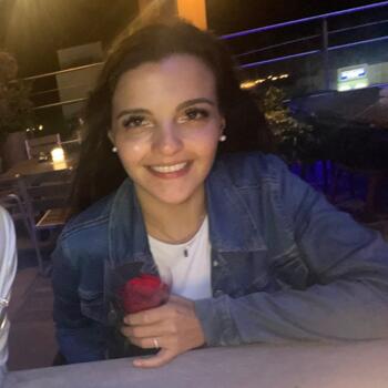 Trabajo para niñera en Santiago de Chile: trabajo de niñera Daniela