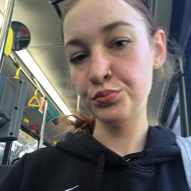 Babysitter in Central Coast: Chantelle