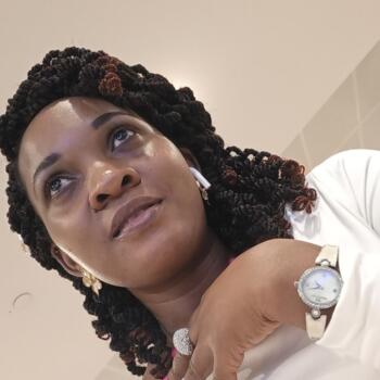 משרת בייביסיטר ב- דובאי: משרת בייביסיטר Alpha